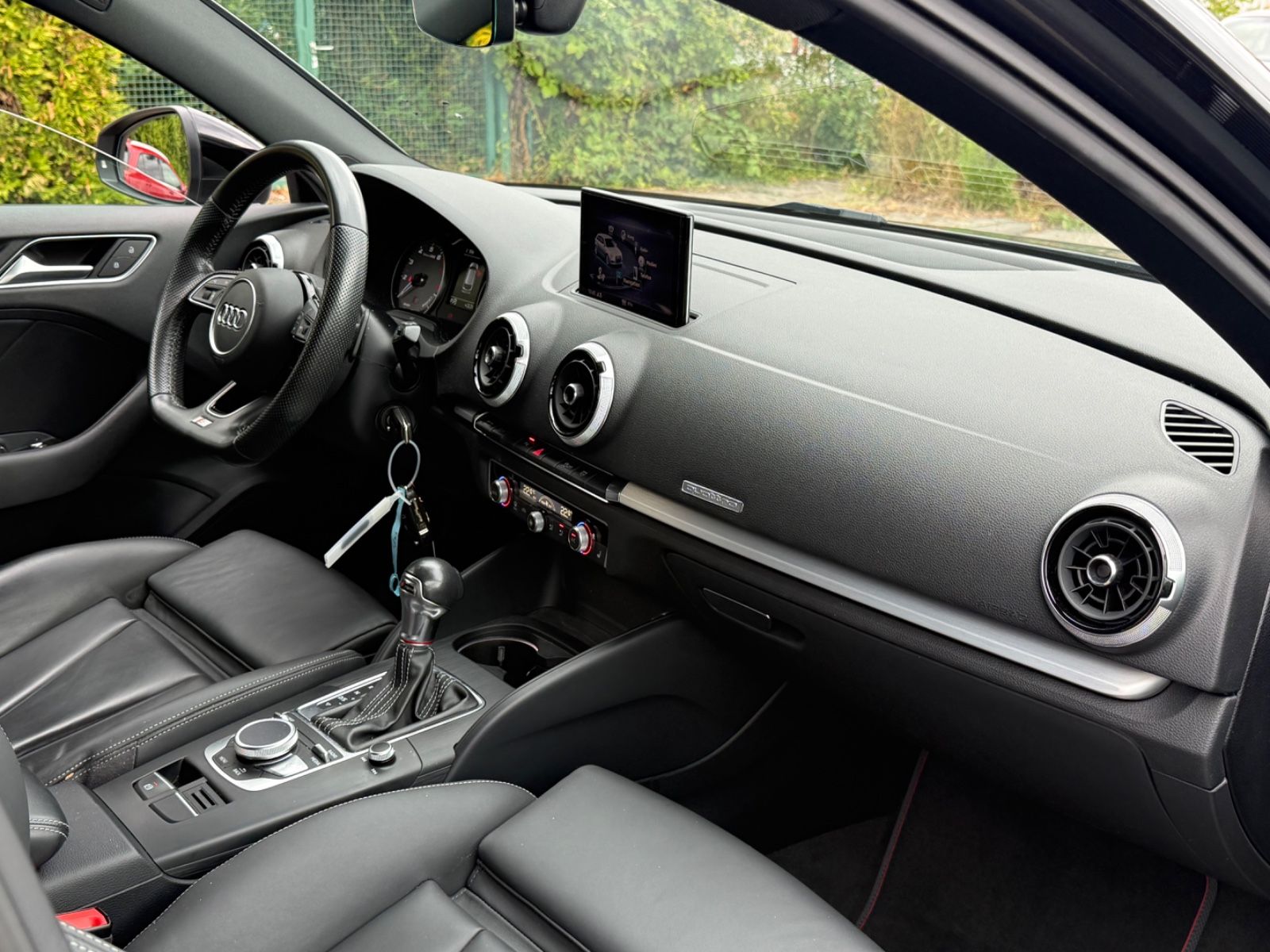 Audi S3 Sportback 2.0TFSI quattro S-Tronic Exclusive foto 18
