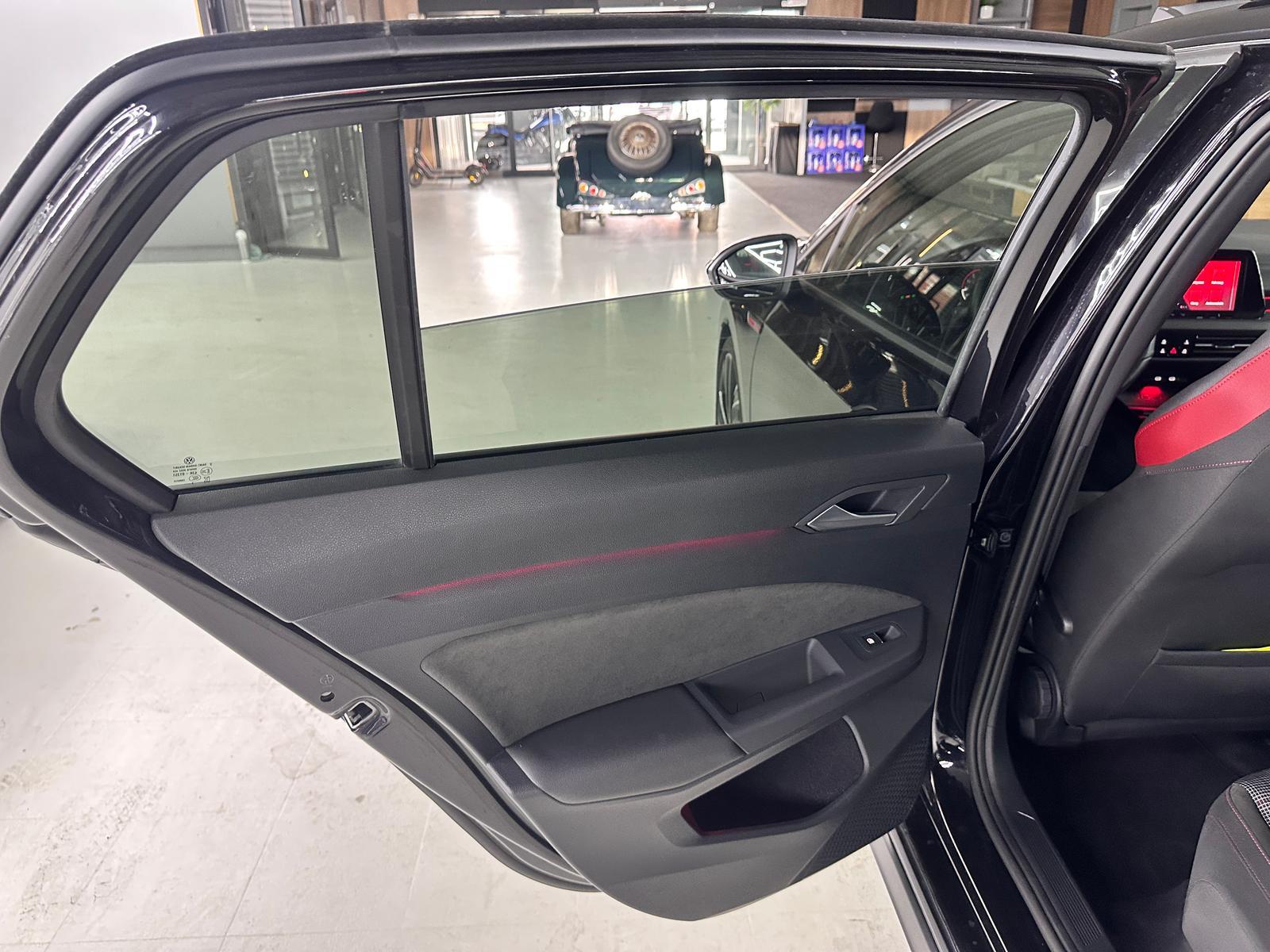 Volkswagen Golf 2.0 TSI PANO/IQMATRIX/ACC, миниатюра 25