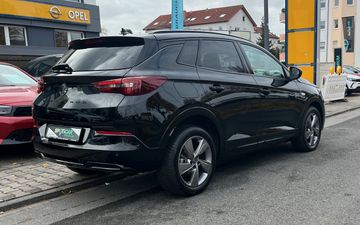 Opel Grandland GS 1.2T Autom. 360° LED-Matrix