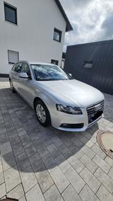 Audi A4 Avant 1.8 TFSI Attraction  gepfle... - Audi A4 aus 2010: Kombi