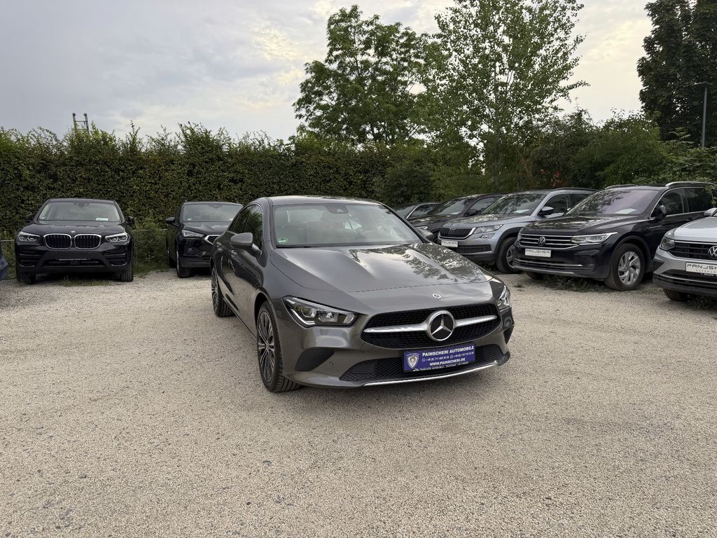 Image of Mercedes-Benz CLA 200