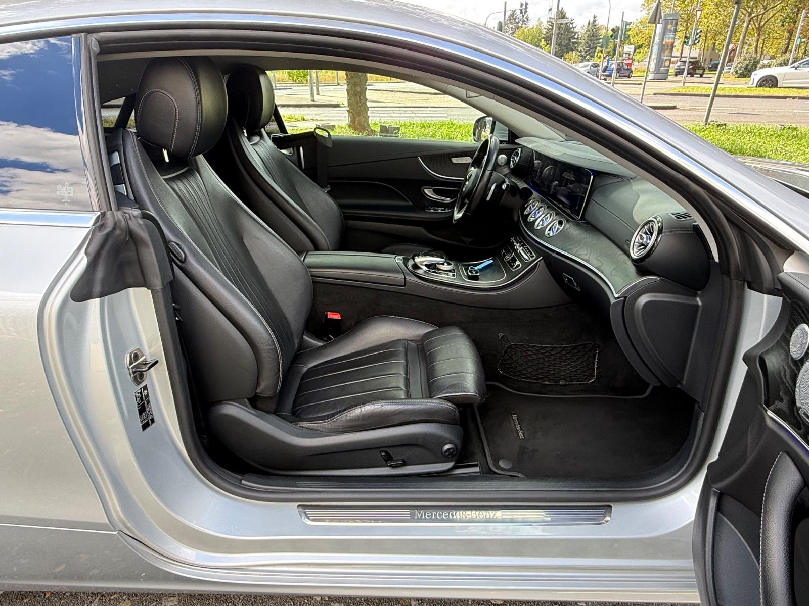 Mercedes-Benz E 200 Coupe Avantgarde / Widescreen Cockpit/EU6