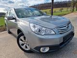 Subaru Outback 2.5i LPG-Gas Scheckheftgepflegt VB. - graue Subaru Outback