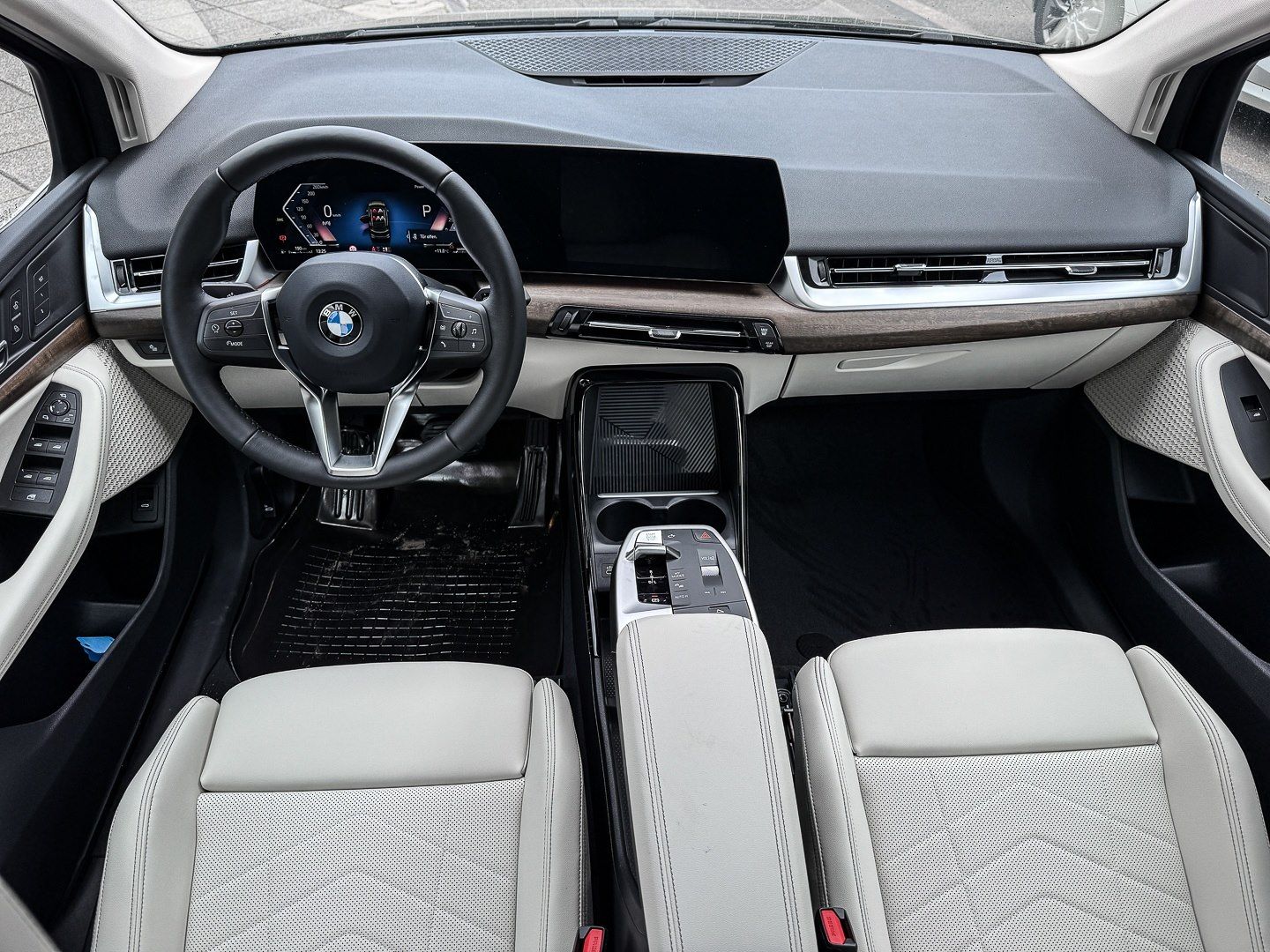 BMW 216 Active Tourer - Bild 7