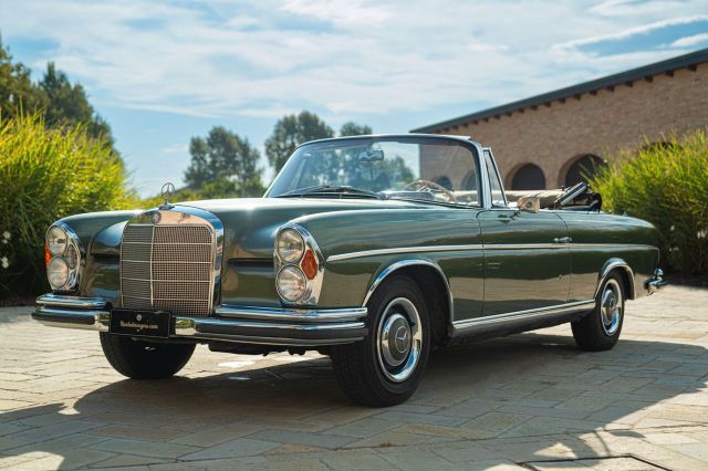 Mercedes-Benz Mercedes-benz 220 SE CABRIOLET - RDS01257