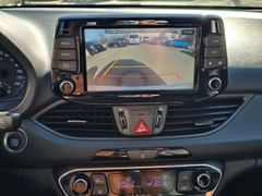 Fahrzeugabbildung i30 Premium 1,4 T-GDI