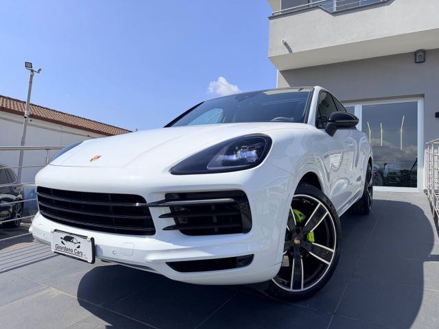 PORSCHE Porsche Cayenne Coupé 3.0 V6 E-Hybrid white edit