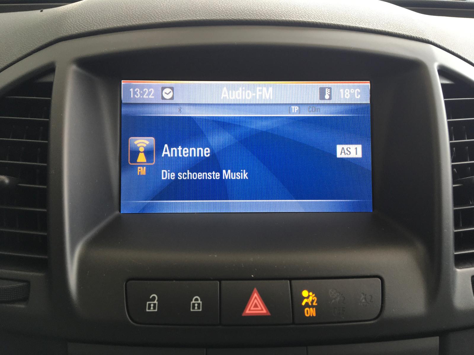 Opel Insignia 2012 — photo 15