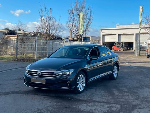 Volkswagen Passat Lim. GTE/1.Hand/Carplay/Kamera/Dig. Tacho