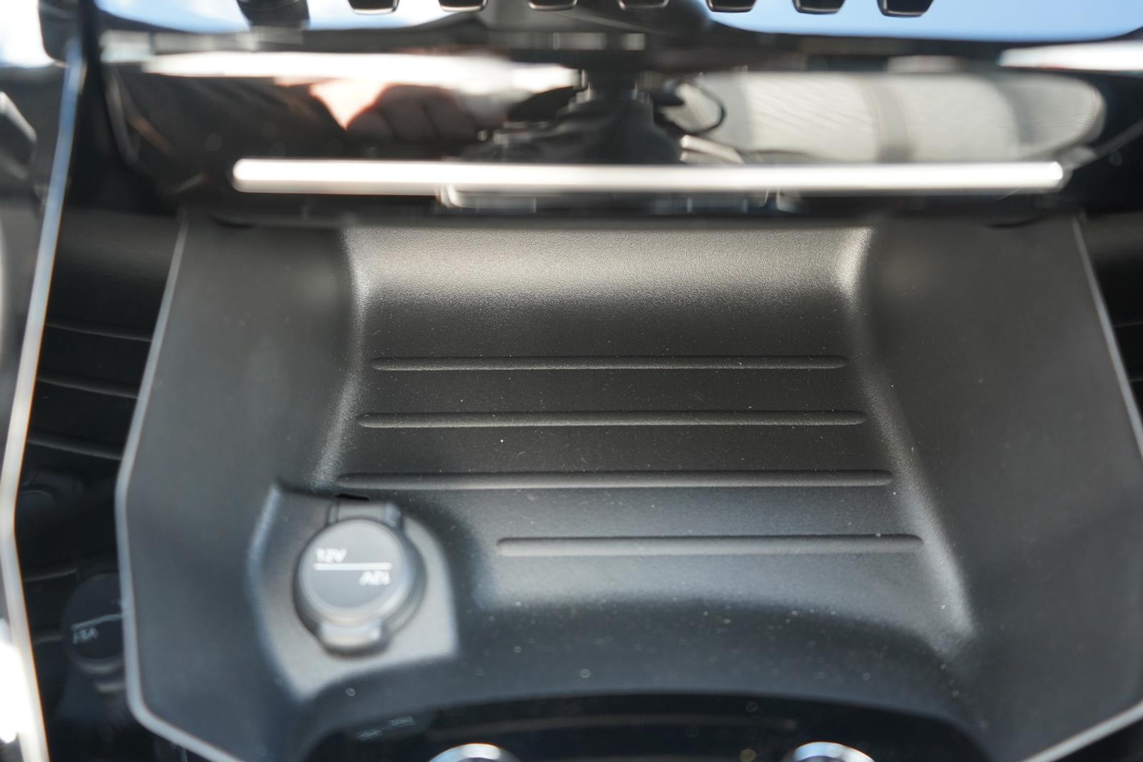 Peugeot 2008 1.2 PureTech LED Navi Tempomat
