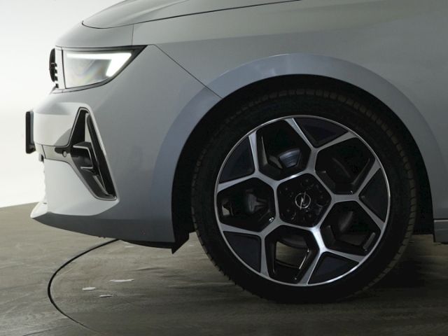 Astra L ST ULTIMATE AT+NAVI+360 GRAD KAMERA+SCHI