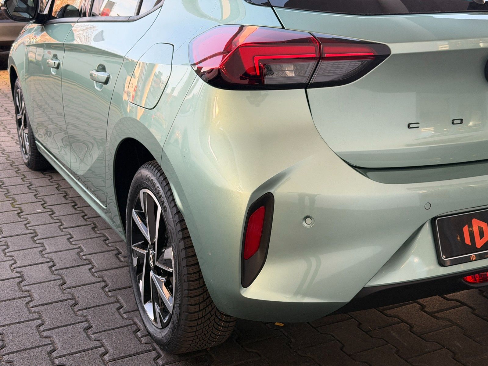 Fahrzeugabbildung Opel Corsa F YES 110PS Hybrid Automatik/LED!