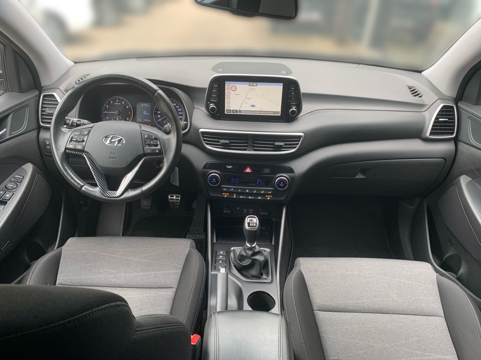 Fahrzeugabbildung Hyundai TUCSON 1.6 Trend Navi Krell