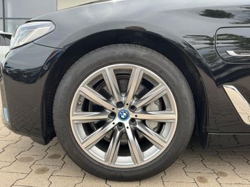 BMW 530 - 12