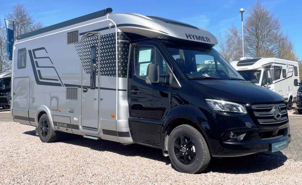 Fahrzeug Übersicht 3 Fahrzeugabbildung HYMER / ERIBA / HYMERCAR B-Klasse ML T 780 BlackLine Verfüg./Sparen Sie 1