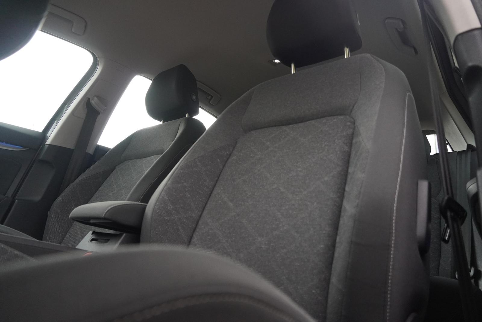 Volkswagen Golf VIII 1.0 Basis LED ACC AHK Tempomat, миниатюра 24