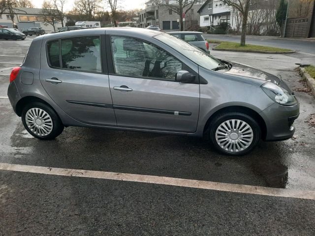 Renault Clio lll 1,2l 75Ps Bj. 10/2008