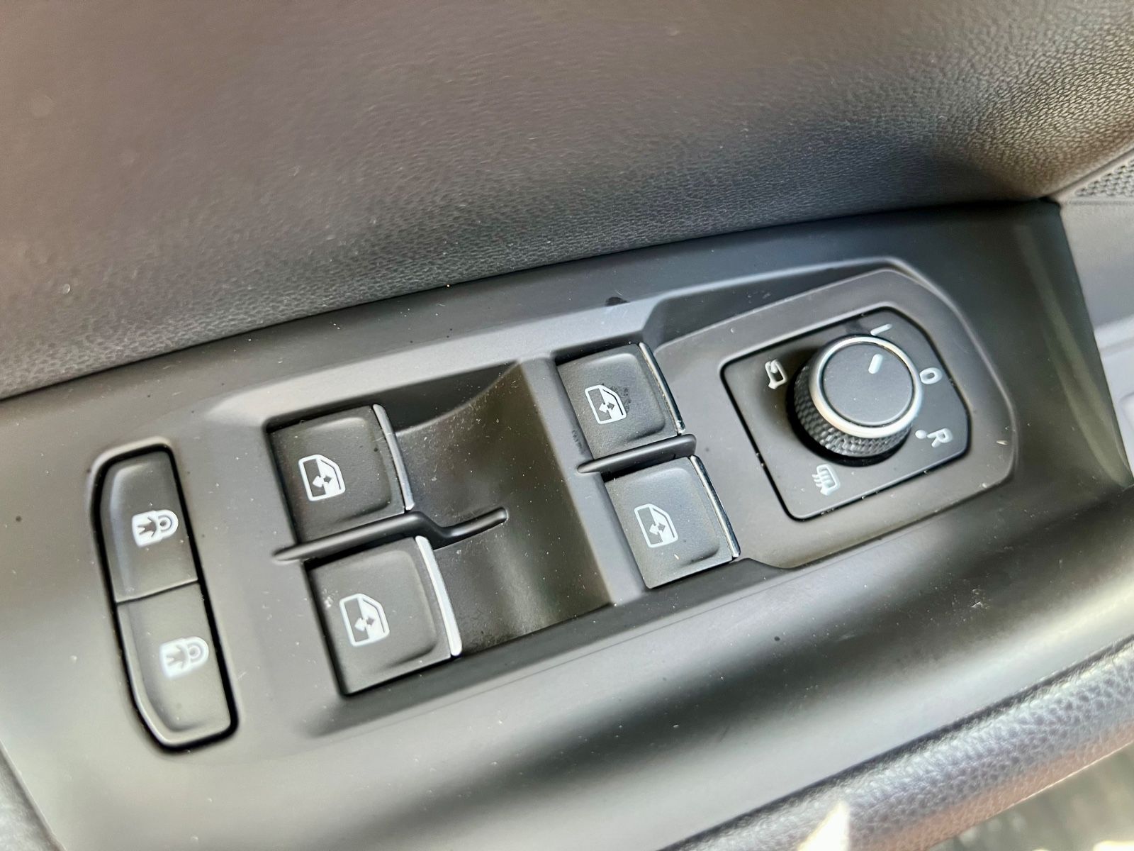 VW Touareg 4Motion AAC LEDER SHZ STHZG
