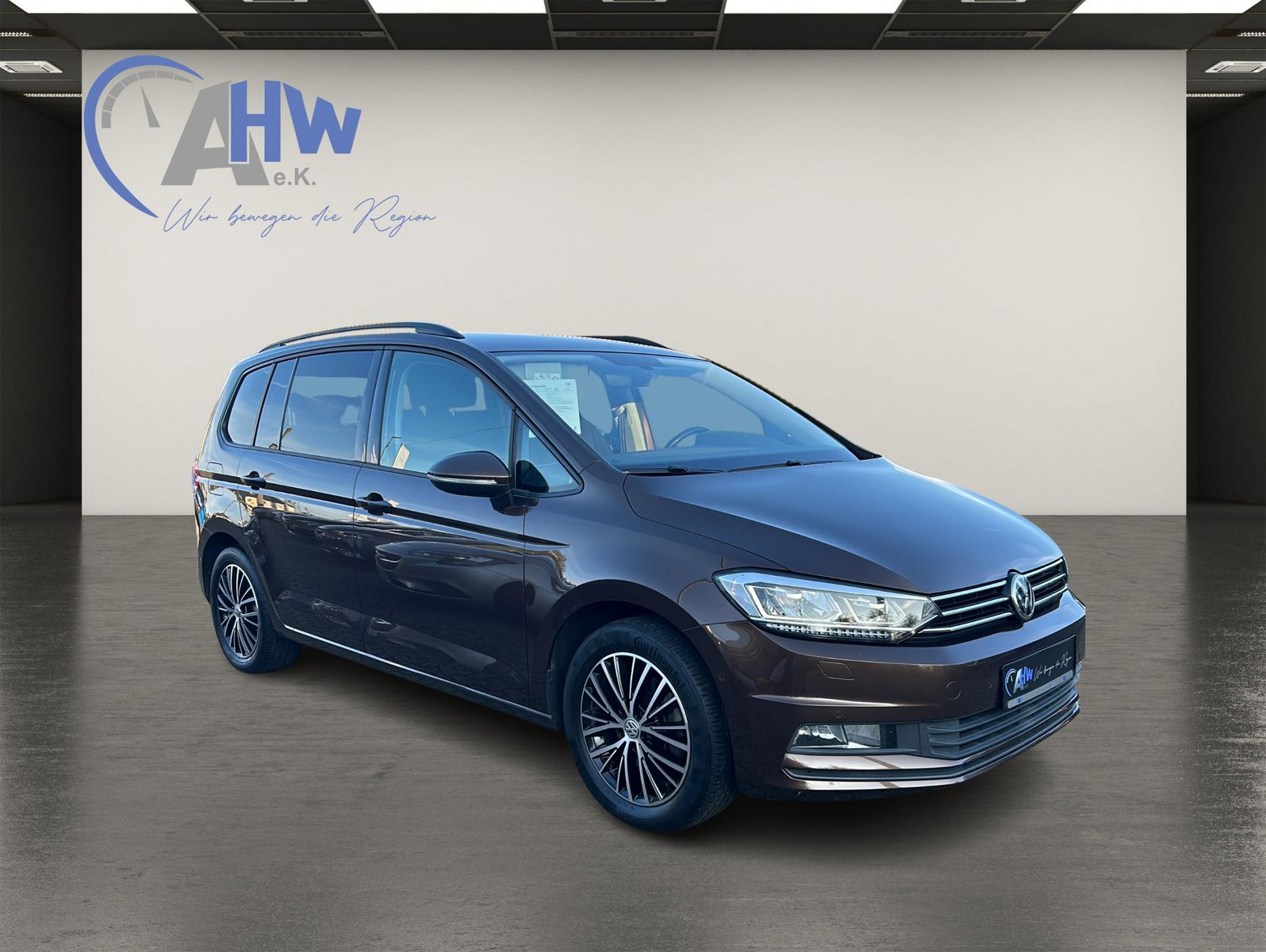 Fahrzeugabbildung Volkswagen Touran 1,4 TSI Comfortline 7 Sitzer