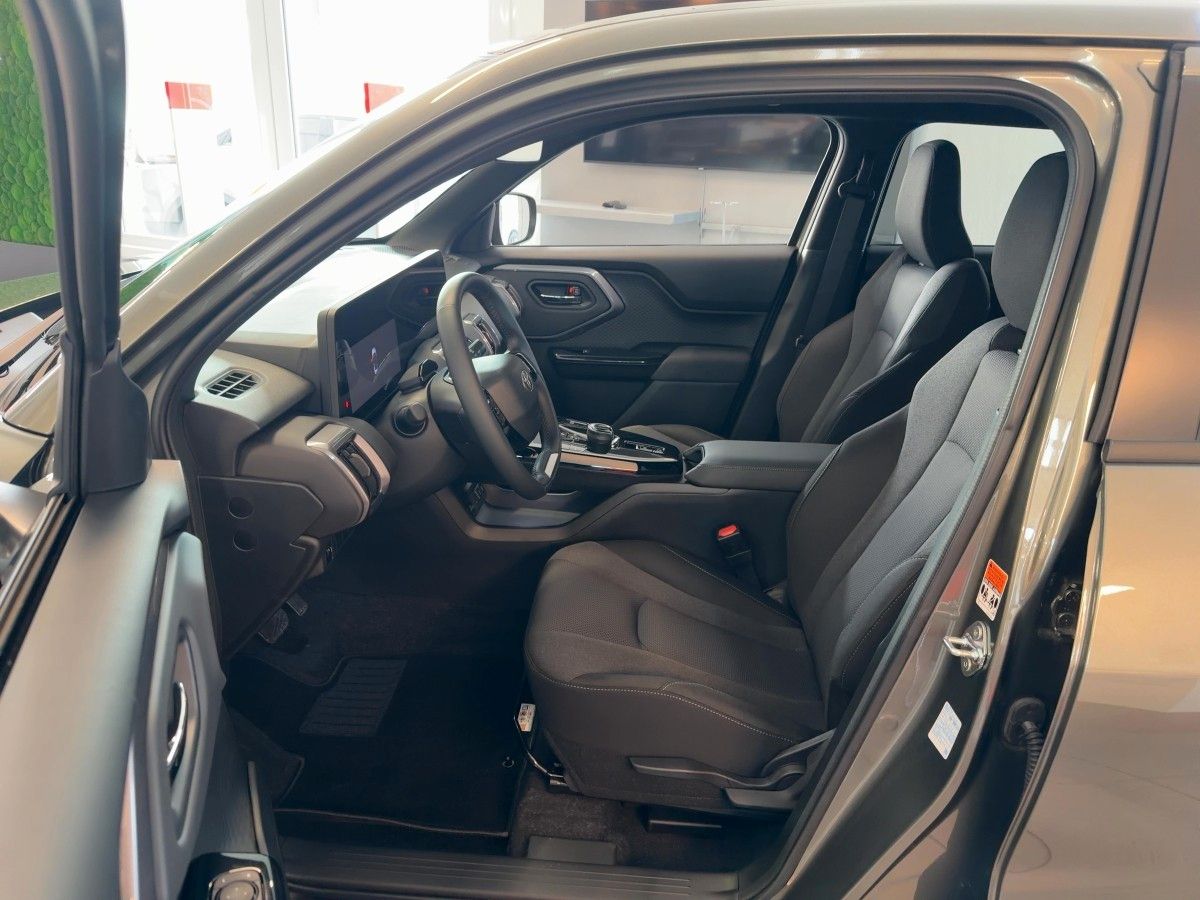 Fahrzeugabbildung Toyota Urban Cruiser 61 kWh Teamplay *0,00% Fin. 30.06*
