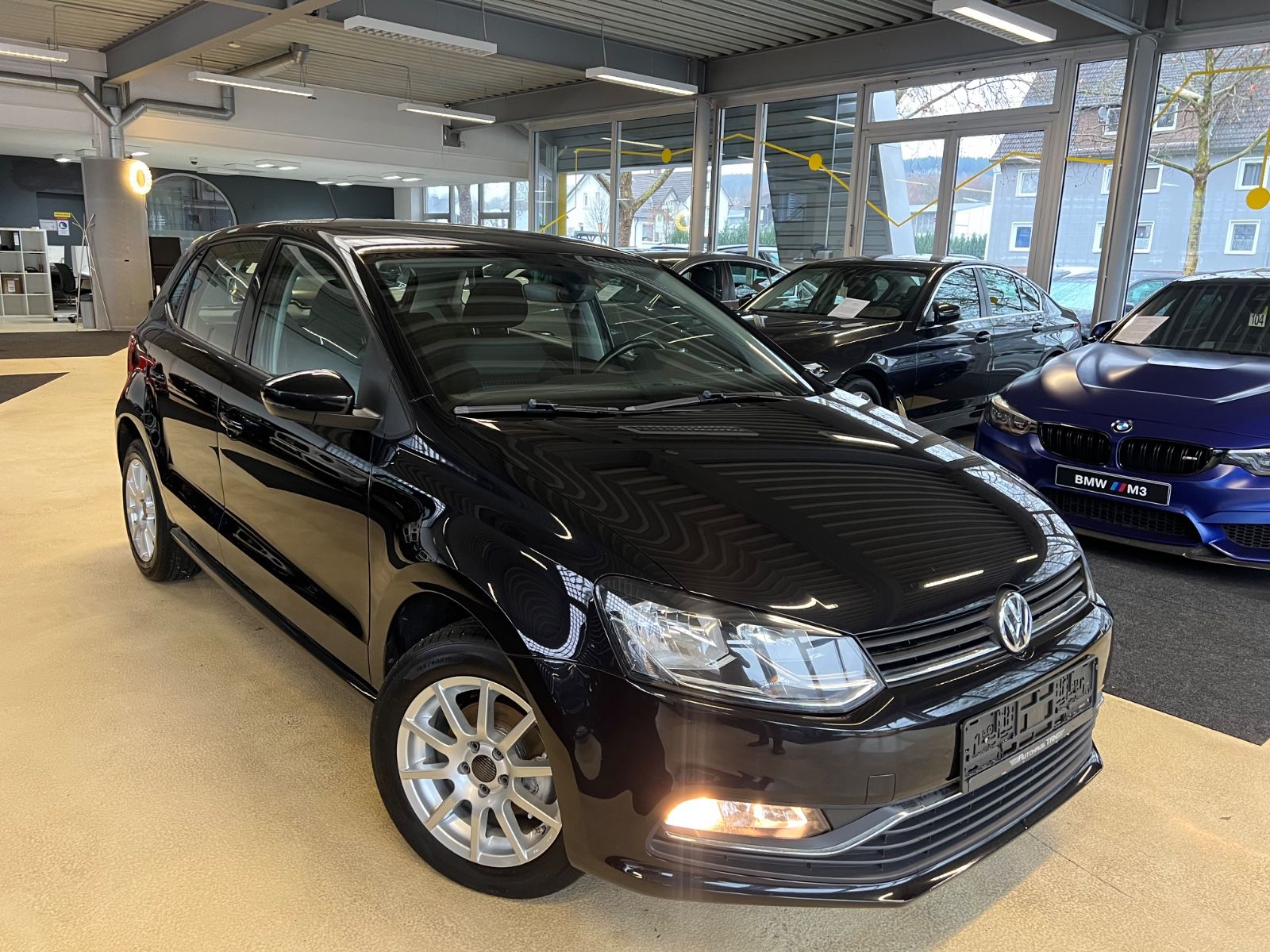 Fahrzeugabbildung Volkswagen Polo V Comfortline * SCHECKHEFTGEPFLEGT*2.HAND*