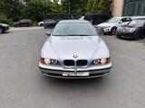 BMW E39 520i - BMW 520: 520i E39