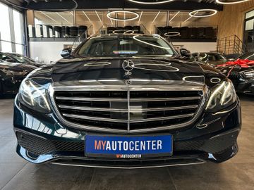 Mercedes-Benz E 350 *BURMESTER*KEYLES*PANO*AHK*ACC*StandHZ*