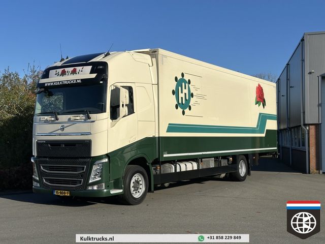 Volvo FH 460 RACE HORSE CAMPER HORSE