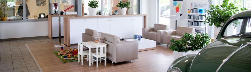 showroom-image-top