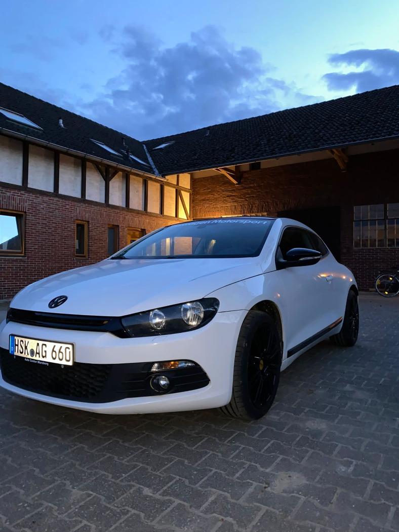 Volkswagen Scirocco 1.4 TSI SHZ 2xKlima Akustikglas LM SD