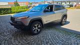 Jeep Cherokee 3.2 V6 200kW 4x4 Trailhawk Autom. - Jeep Cherokee mit Benzin-Antrieb: Geländewagen
