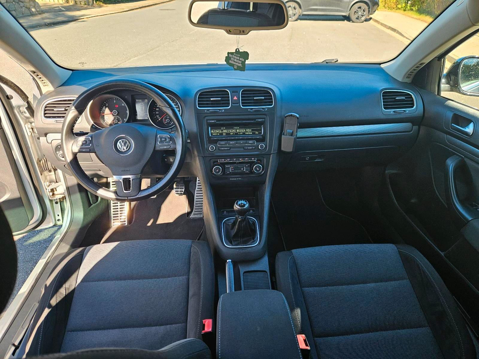 Volkswagen Golf 2012 — photo 8
