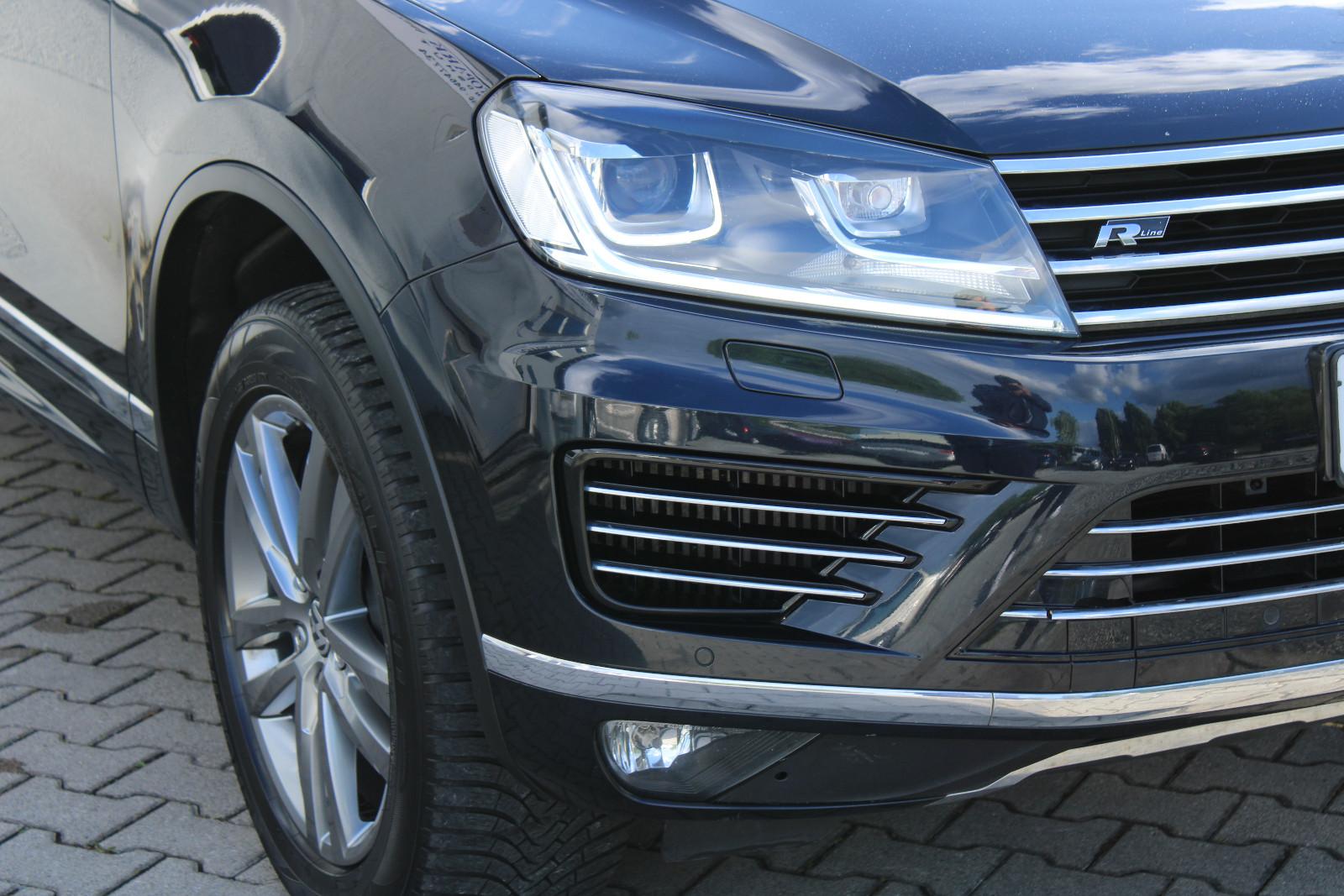 Volkswagen Touareg I R - Line I Pano I R-Kamera I Luftfeder