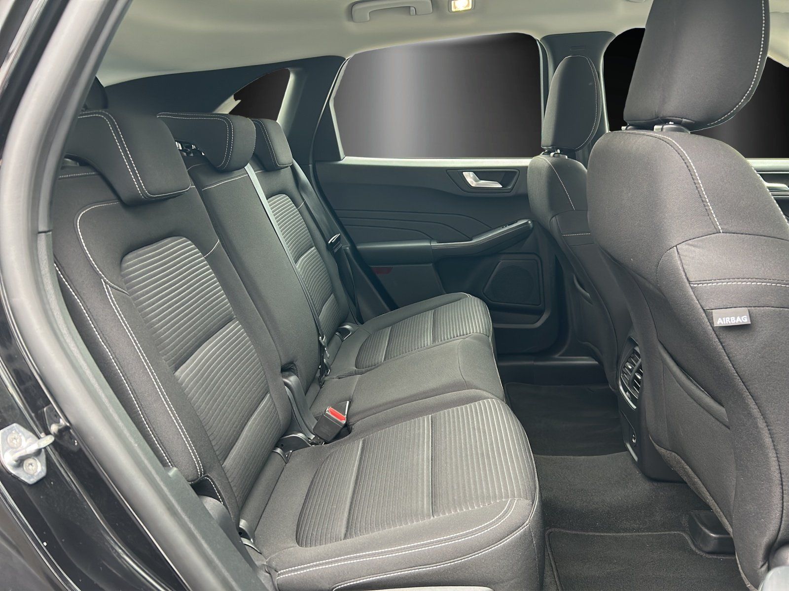 Fahrzeugabbildung Ford Kuga 2.5 PHEV Titanium Aut./ACC/KAMERA/NAVI/SHZ/