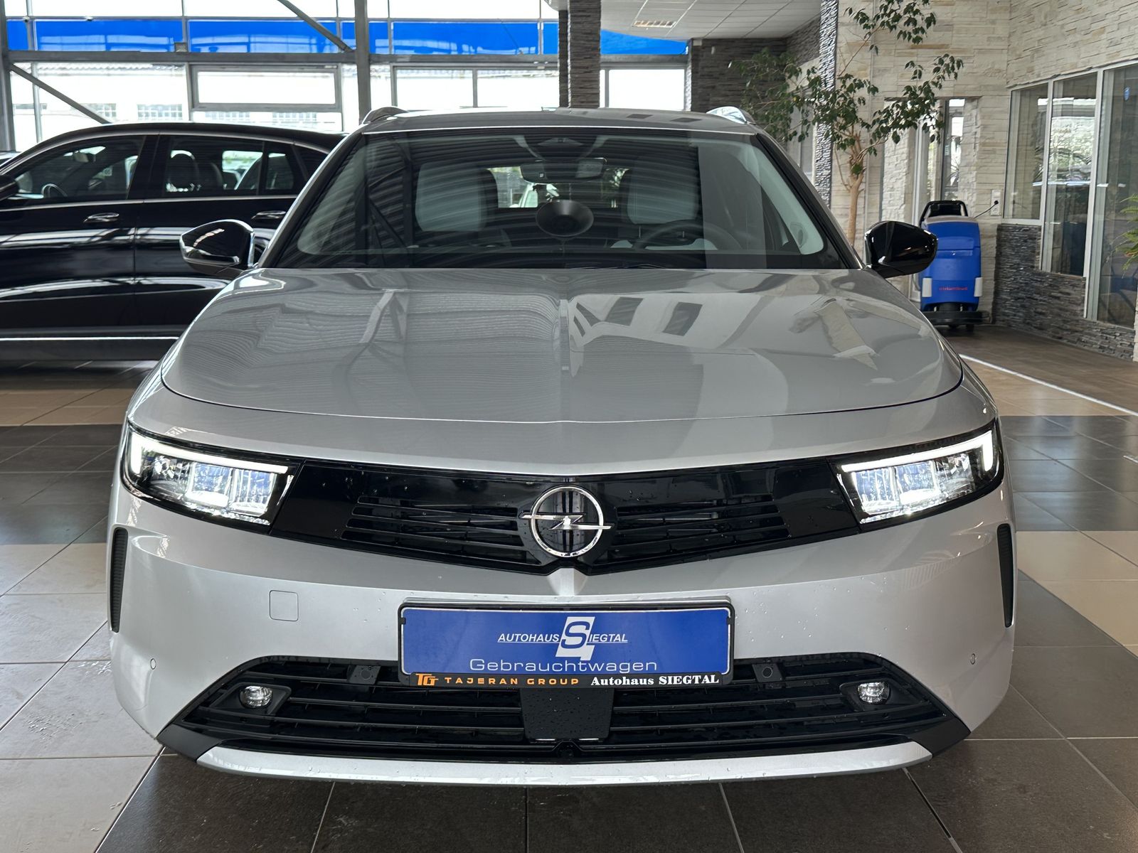 Opel Astra Elegance*R-Cam*CarPlay*ACC*Navi*DAB-Tuner* imagem 2