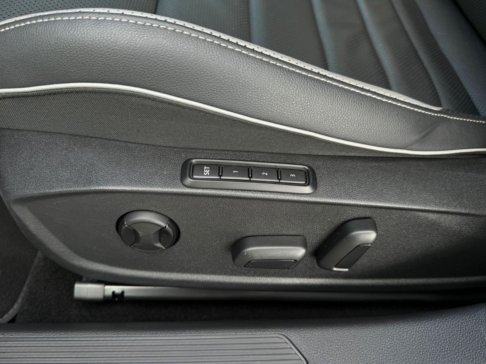 Volkswagen Golf VIII Lim. GTD * LEDER * HEAD-UP * H&K *, миниатюра 15