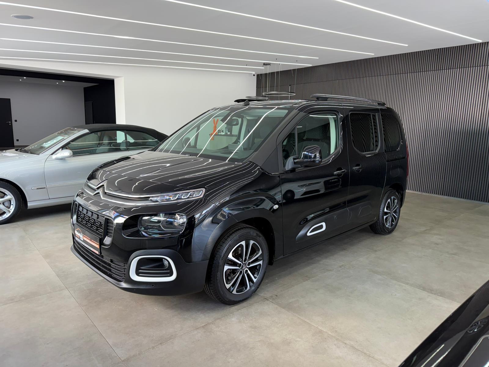 Citroën Berlingo 1.2 Shine M*Headup*Pano*AHK*Kamera*
