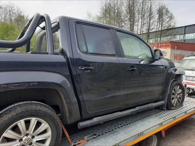 Volkswagen Amarok Highline DoubleCab 4x4 Brandschaden