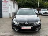 Skoda Superb Combi Ambition/Navi/SHZ/Xenon/AHK/ACC - Skoda Superb mit Diesel-Antrieb: Ambition