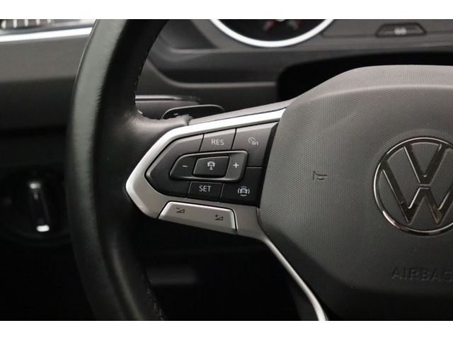 Fahrzeugabbildung Volkswagen Tiguan 1.5 DSG Life ACC LED Apple CarPlay