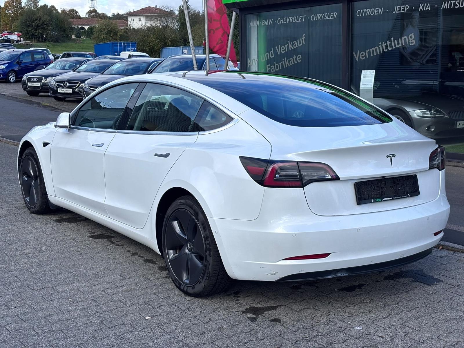 Tesla Model 3 Standard Range 306ch - 1ère main - Batterie LFP - Pompe à chaleur - Led