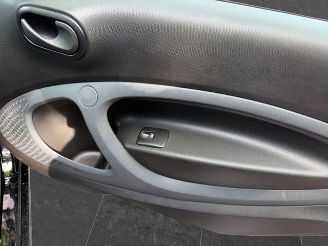 Smart ForTwo fortwo coupe 52 kW – Bild 17 von 17