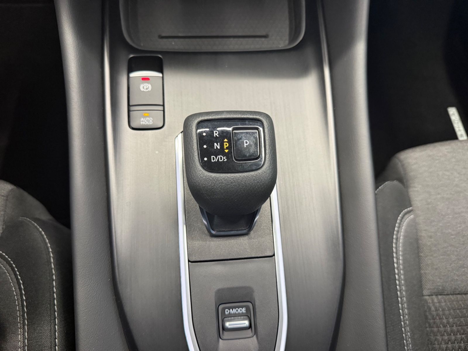 Fahrzeugabbildung Nissan Qashqai N-Connecta 360 ° Kamera Winter-Paket