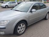 Ford Mondeo 2,0 Ghia Autom. Ghia - Ford Mondeo aus 2003: 2.0
