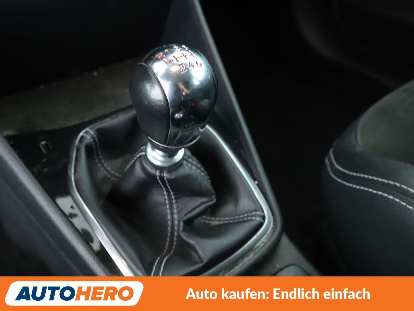Ford Fiesta 1.5 EcoBoost ST *NAVI*LED*PDC*TEMPO*SHZ*