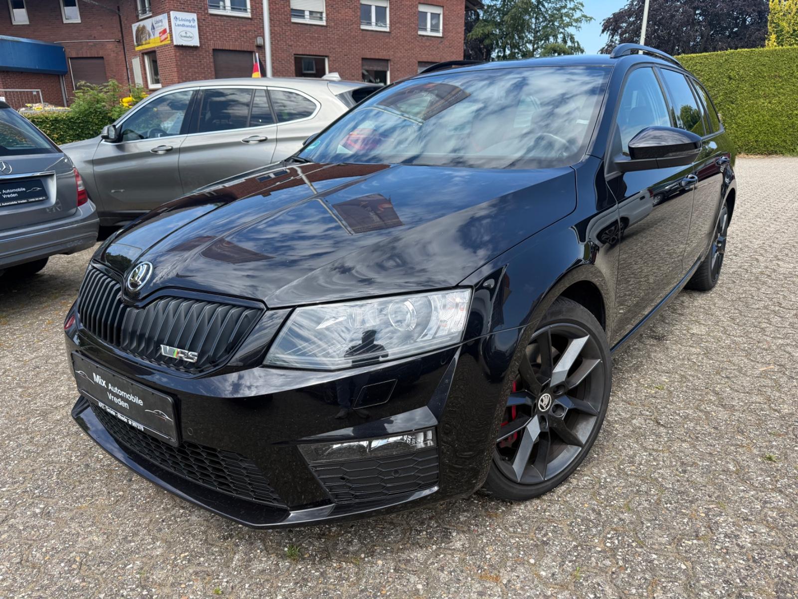 Skoda Octavia 2.0 TDI DSG RS Combi AHK