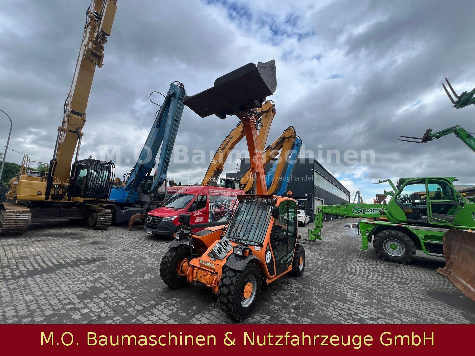 Fahrzeugabbildung Merlo P 25.6 / SW / Palettengabel / Schaufel