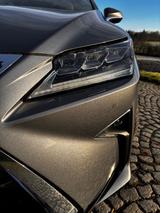 Lexus RX450h*Zustand nahe Neuwagen*Rentnerfahrz*AHK*8x - Lexus RX 450 von privat