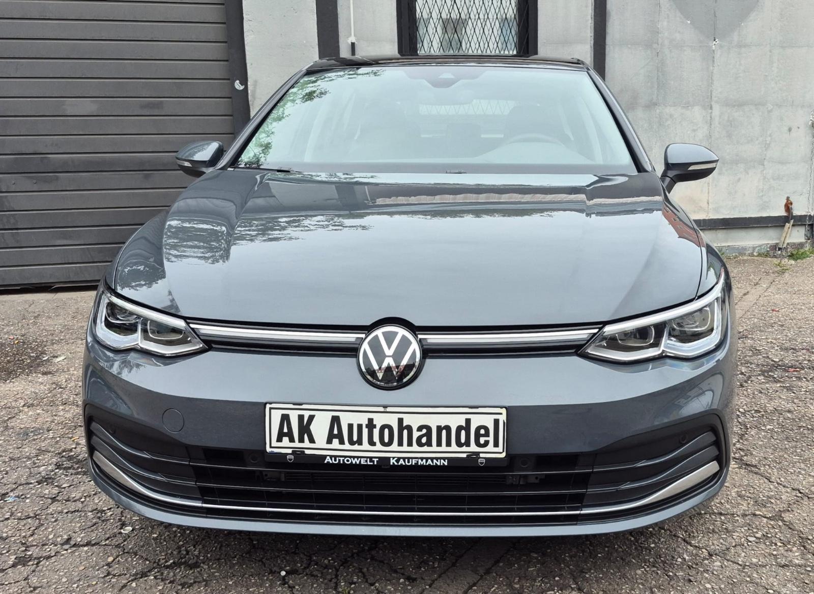 Volkswagen Golf VIII Aut. Lim. Style eTSI Pano ApplCar ACC