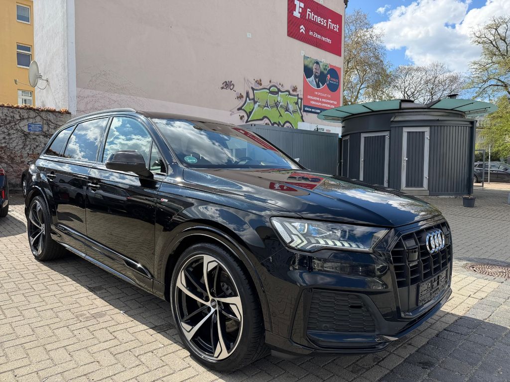 Image of Audi Q7